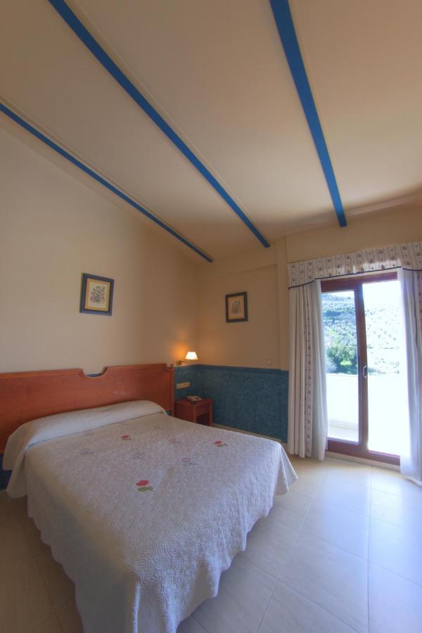 Hotel Avenida Beas de Segura Extérieur photo