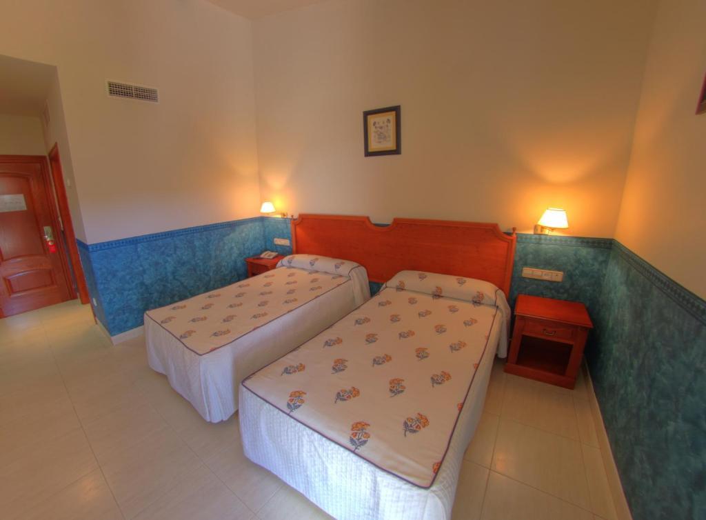 Hotel Avenida Beas de Segura Chambre photo